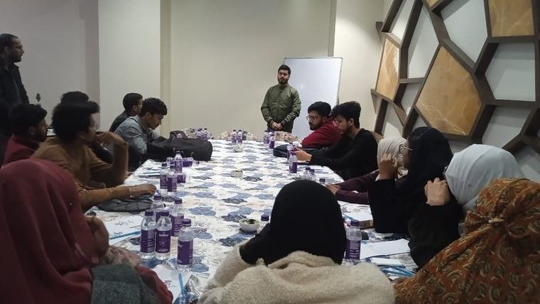 A roundtable session with the cohort