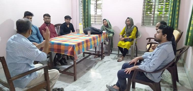 A conversation with guests